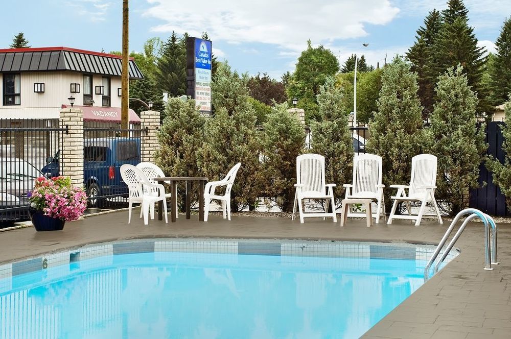 Canadas Best Value Inn YYC Facilidades foto