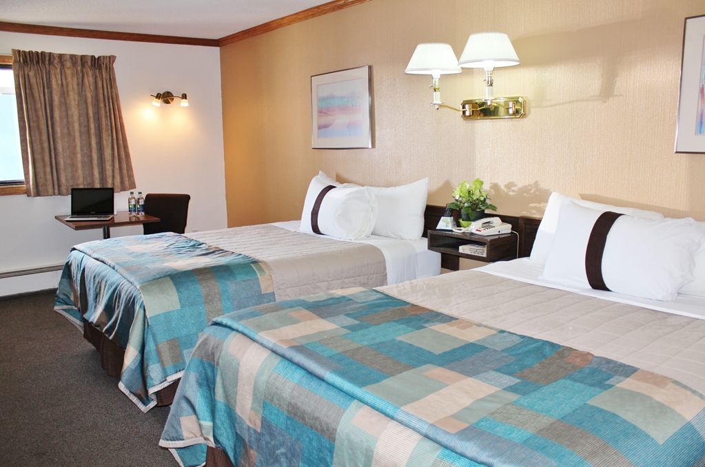 Canadas Best Value Inn YYC Habitación foto