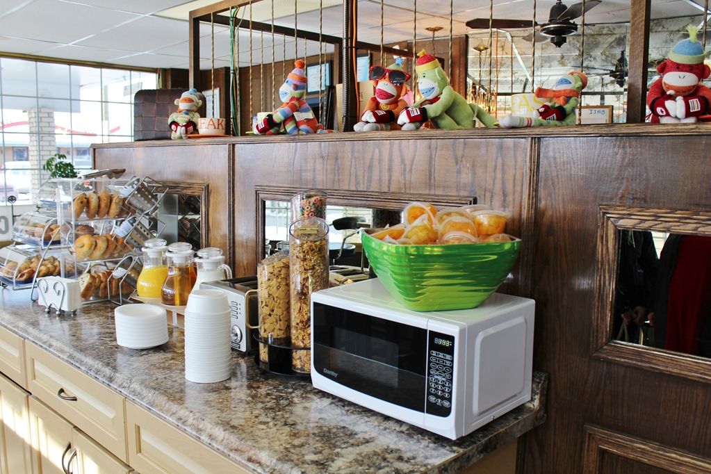 Canadas Best Value Inn YYC Facilidades foto